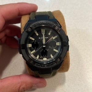 Casio G Shock 5516